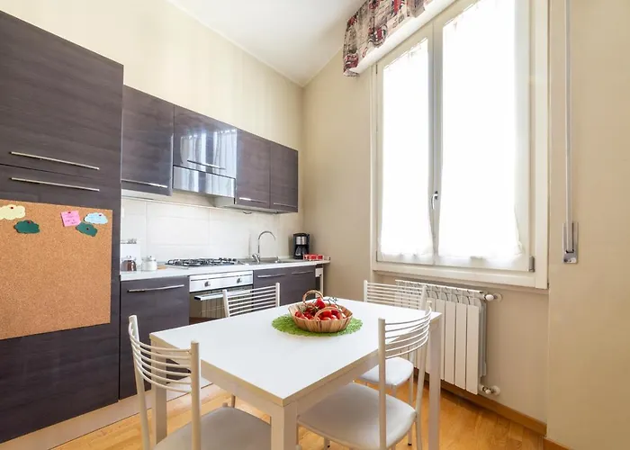 Daire Stil Novo Flat Easy-walking From Station Floransa